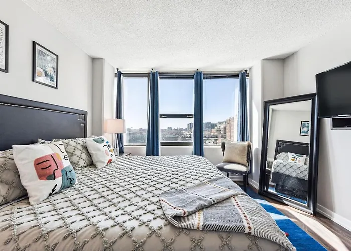 Дом отдыха Mich Ave Downtown Grant Park, Museums 2bd-2ba #5 *